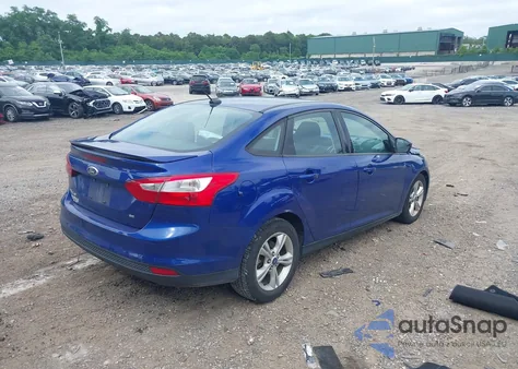 2012 Ford Focus Se z USA, uszkodzony, nr VIN 1FAHP3F29CL425895